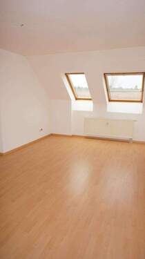 Wohnzimmer - 2 Zimmer Etagenwohnung in Chemnitz