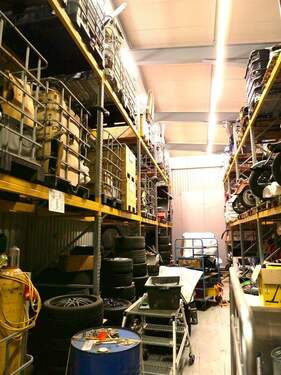 Hochregal / Lager / Halle - 