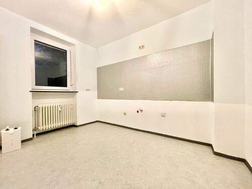 Geräumige Küche ähnlich - 