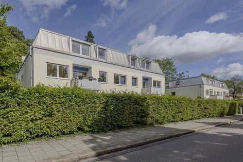 Südansicht - Toller Grundriss - ideal für eine WG