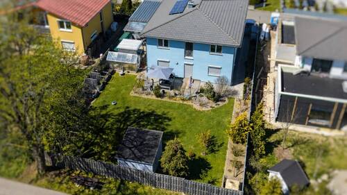 Hausansicht - Modernes Wohnhaus mit Einliegerwohnung & Burgblick - vielseitig nutzbar in Top-Randlage
