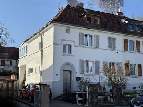 Ansicht von der Straße - 7 Zimmer Mehrfamilienhaus, Wohnhaus zum Kaufen in Wiesbaden