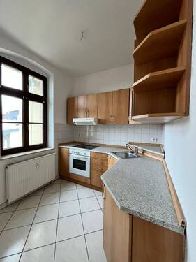 Einbauküche mit Balkon - 3 Zimmer Etagenwohnung zur Miete in Görlitz