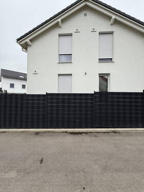 Bild 1 - Modernes Einfamilienhaus in Tiefenbach