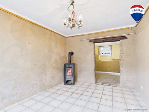 RE/MAX Immobilien DeLux Einfamilienhaus Mettlach-Dreisbach Zimmer - 3 Zimmer Einfamilienhaus in Mettlach / Dreisbach