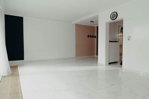 Wohnzimmer - 4 Zimmer Reihenmittelhaus zum Kaufen in Stuhr