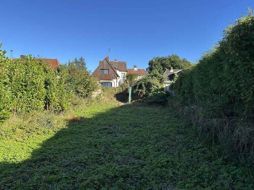 Rückansicht + Garten - 5 Zimmer Doppelhaushälfte zum Kaufen in Süsel