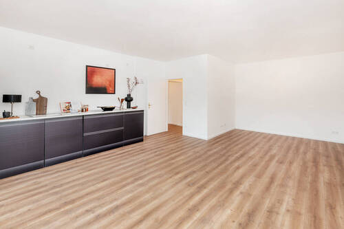 Wohnzimmer - 3 Zimmer Etagenwohnung zum Kaufen in Berlin / Nikolassee