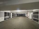 Tiefgaragenstellplatz - 