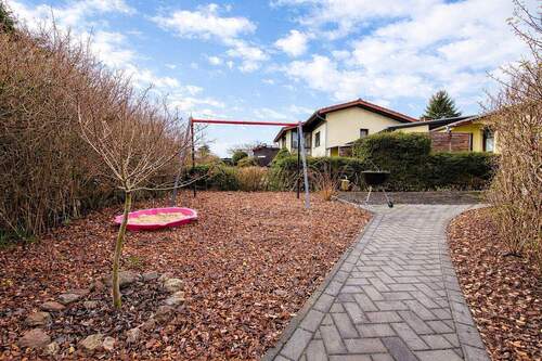 Zuwegung zum Garten - 