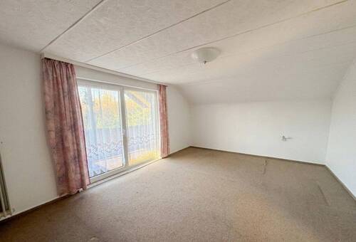 Schlafzimmer - 7 Zimmer Einfamilienhaus in Kürten