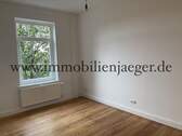 Wohnzimmer 1 - 2 Zimmer Etagenwohnung zur Miete in Hamburg