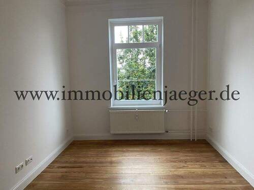 Wohnzimmer 2 - 2 Zimmer Etagenwohnung in Hamburg