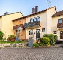 Ihr neues Zuhause: stilvolles Reihenmittelhaus mit Platz für die ganze Familie - Erlangen Bruck