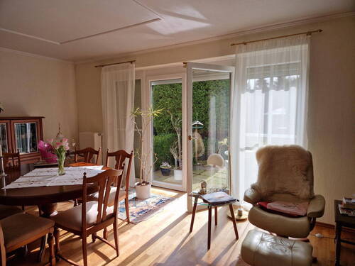 Blick auf die Terrasse - 