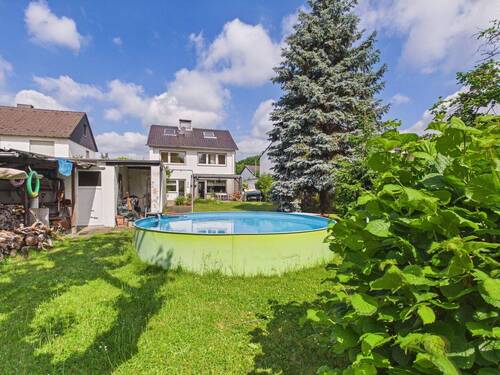Garten/Pool - 4 Zimmer Einfamilienhaus in Bergisch Gladbach