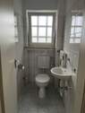 Gäste-WC - 4 Zimmer Etagenwohnung in Bobingen