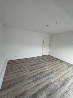 Kinderzimmer - 2 Zimmer Etagenwohnung zur Miete in Mannheim