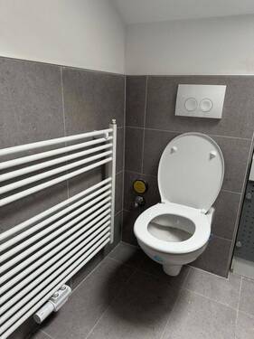 Badezimmer - Etagenwohnung mit 70,00 m² in Mannheim zur Miete