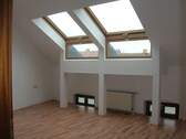 Helles Dachzimmer - 2 Zimmer Etagenwohnung zur Miete in Görlitz
