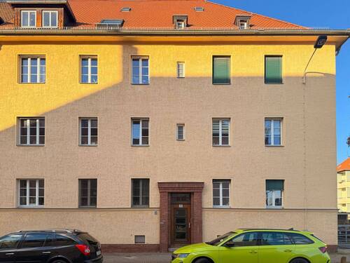 Hausansicht - 3 Zimmer Etagenwohnung zum Kaufen in Leipzig