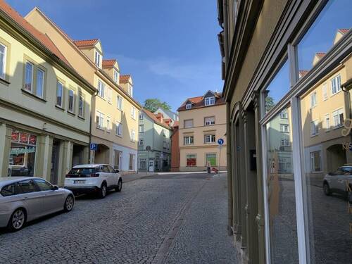 von der Fusgängerzone kommend - Gewerbeobjekt (Büro, Produktion, Verkauf) in Gotha zum Kaufen