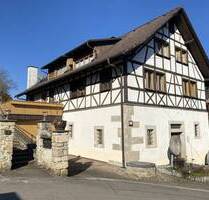 Die besondere Immobilie -vielseitig nutzbar -direkt an der Schweizer Grenze für PferdeliebhaberHandwerbsbetrieb mit Halle+Garage - Stühlingen