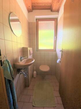 Whg. 1 OG: Gäste-WC - 