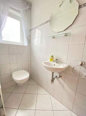 Erdgeschoss - Gäste-WC - 