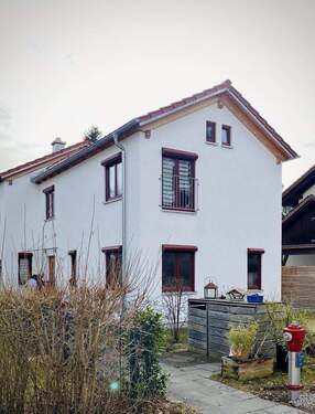 Bild 2 - 5 Zimmer Einfamilienhaus zum Kaufen in Feldkirchen bei München