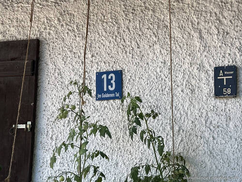 Hausnummer - 