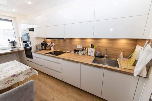 Küche (1).jpg - Etagenwohnung mit 86,00 m² in Frankenthal (Pfalz) zum Kaufen