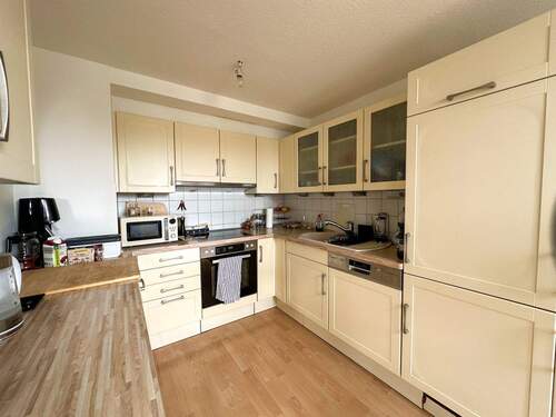 Offen gestaltete Küche - 