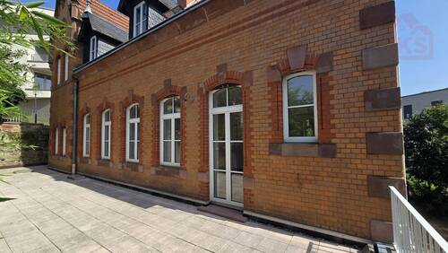 Terrasse - Etagenwohnung mit 198,00 m² in Saarbrücken zur Miete