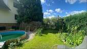 Garten mit Pool - 6 Zimmer Doppelhaushälfte in Eibau