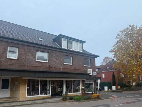 Ansicht - IMMOBILIEN GUMNIOR präsentiert: LAGE, LAGE, LAGE attraktives, modernes Ladenlokal im Zentrum von Salzbergen