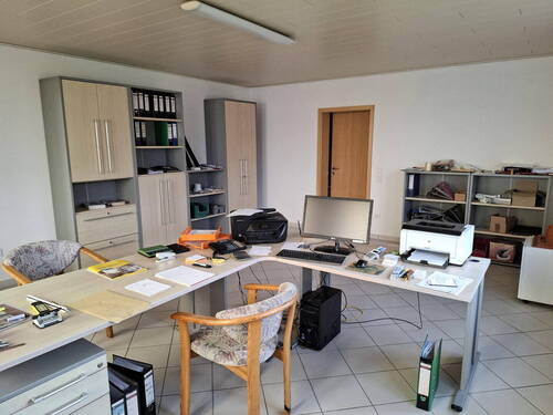 Büro Werkstatt/ Lagerhalle - 