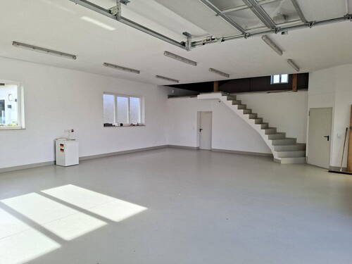 Werkstatt / Lagerhalle - 