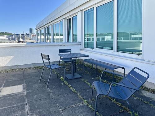 HQ Offisto_Germany_Centre 4358_Building Feature 1 - 