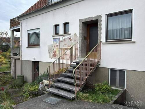 Hausansicht - 5 Zimmer Einfamilienhaus zum Kaufen in Bad Kissingen