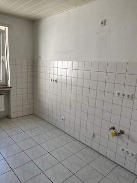 Küche.jpg - 4 Zimmer Etagenwohnung in Saarbrücken