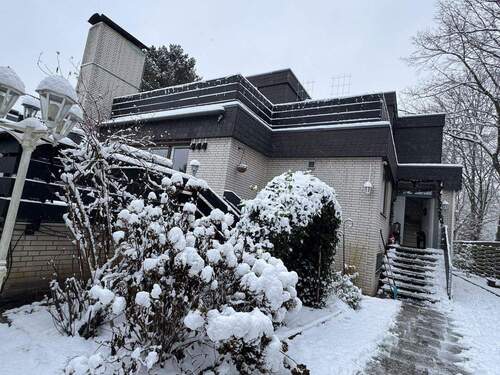 Bild 2 - 6 Zimmer Einfamilienhaus zum Kaufen in Hannover