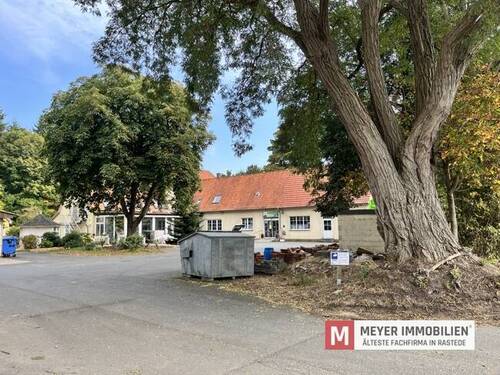 Hinteransicht - Halle in Ganderkesee zum Kaufen