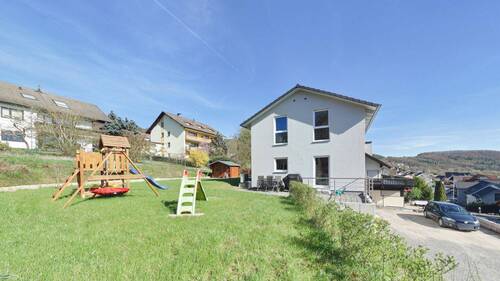 Außenansicht - Neubau-Feeling ohne Wartezeit - modernes Einfamilienhaus mit Garten & Keller