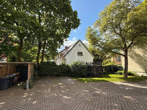 Gemeinschaftsgarten + Stellplatz - 