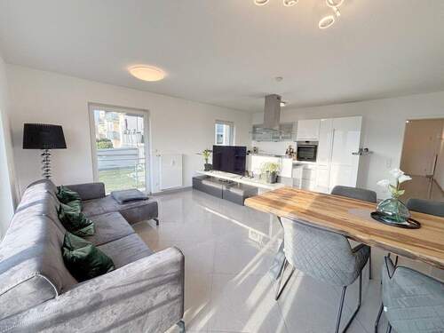 Wohn- und Essbereich mit Küche - 3 Zimmer Etagenwohnung zum Kaufen in Nittel