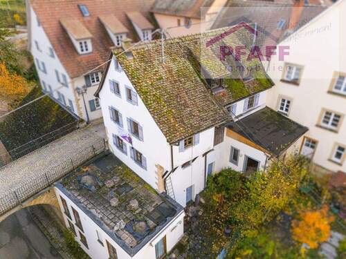 1 - Zuhause ankommen im Herzen von Tengen! Historisches Haus mit Potential + Charme sucht neuen Besitzer