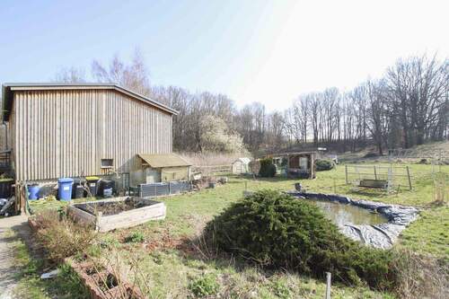 Blick auf das Grundstück - 