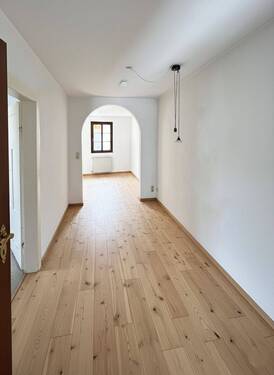 Bild 2 - 2 Zimmer Etagenwohnung zur Miete in Konstanz