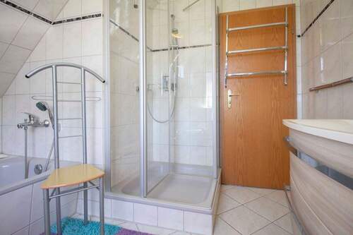 Badezimmer II - 